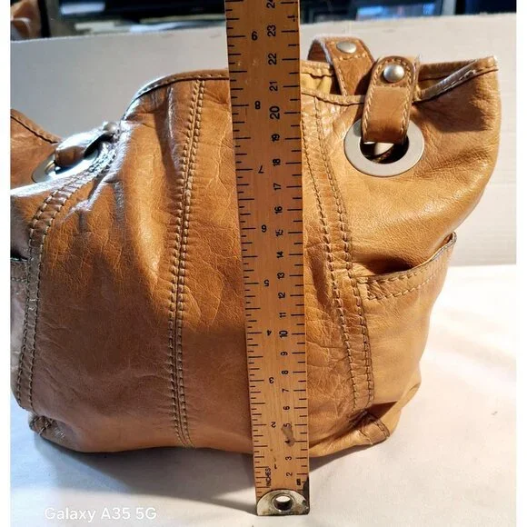 Fossil Tan Leather Shoulder Bag With Grommet Details & Key Charm Boho Cozy - Picture 7 of 14